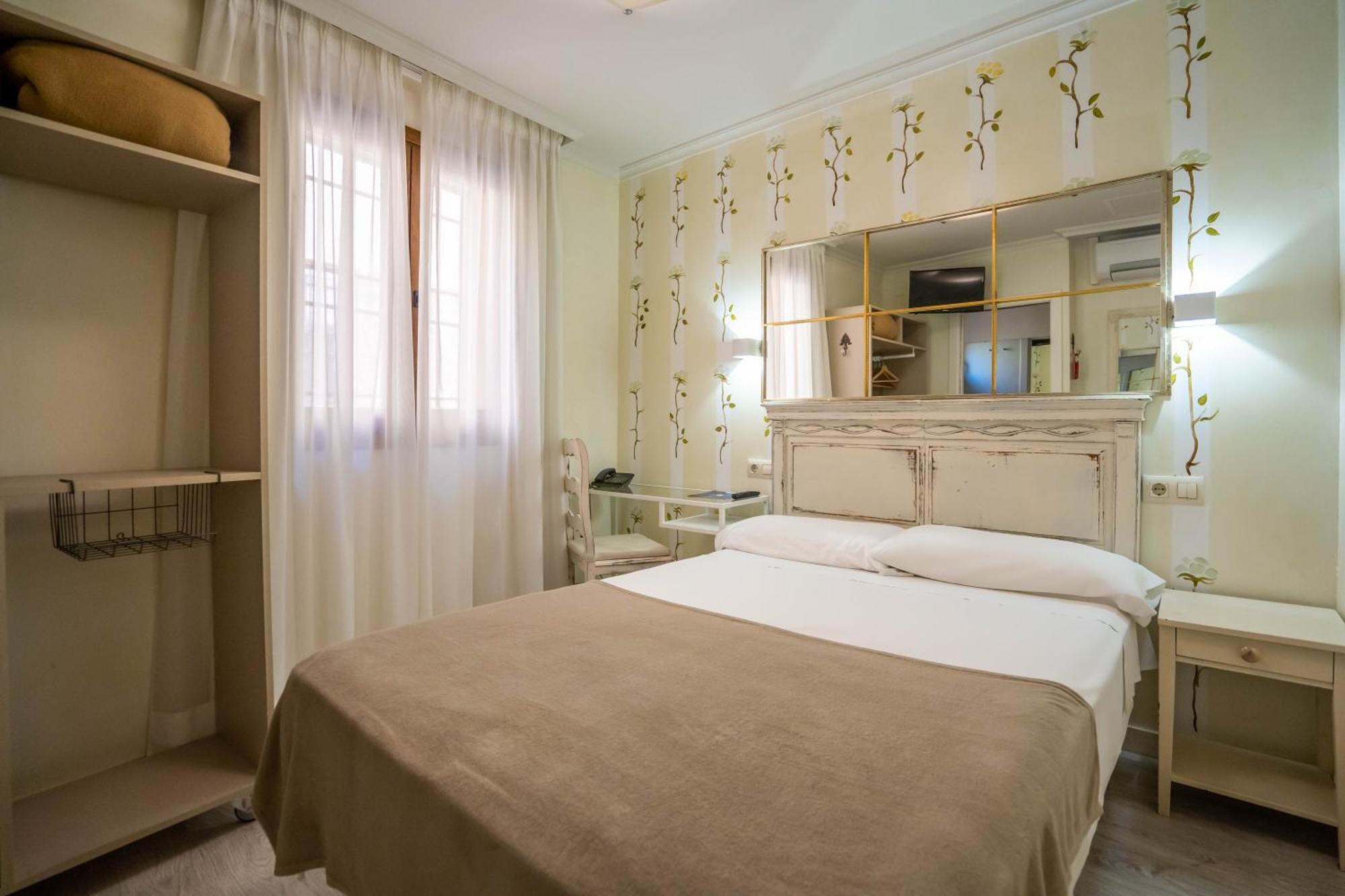 Yit Puerta Bisagra Hotel Toledo Exterior photo