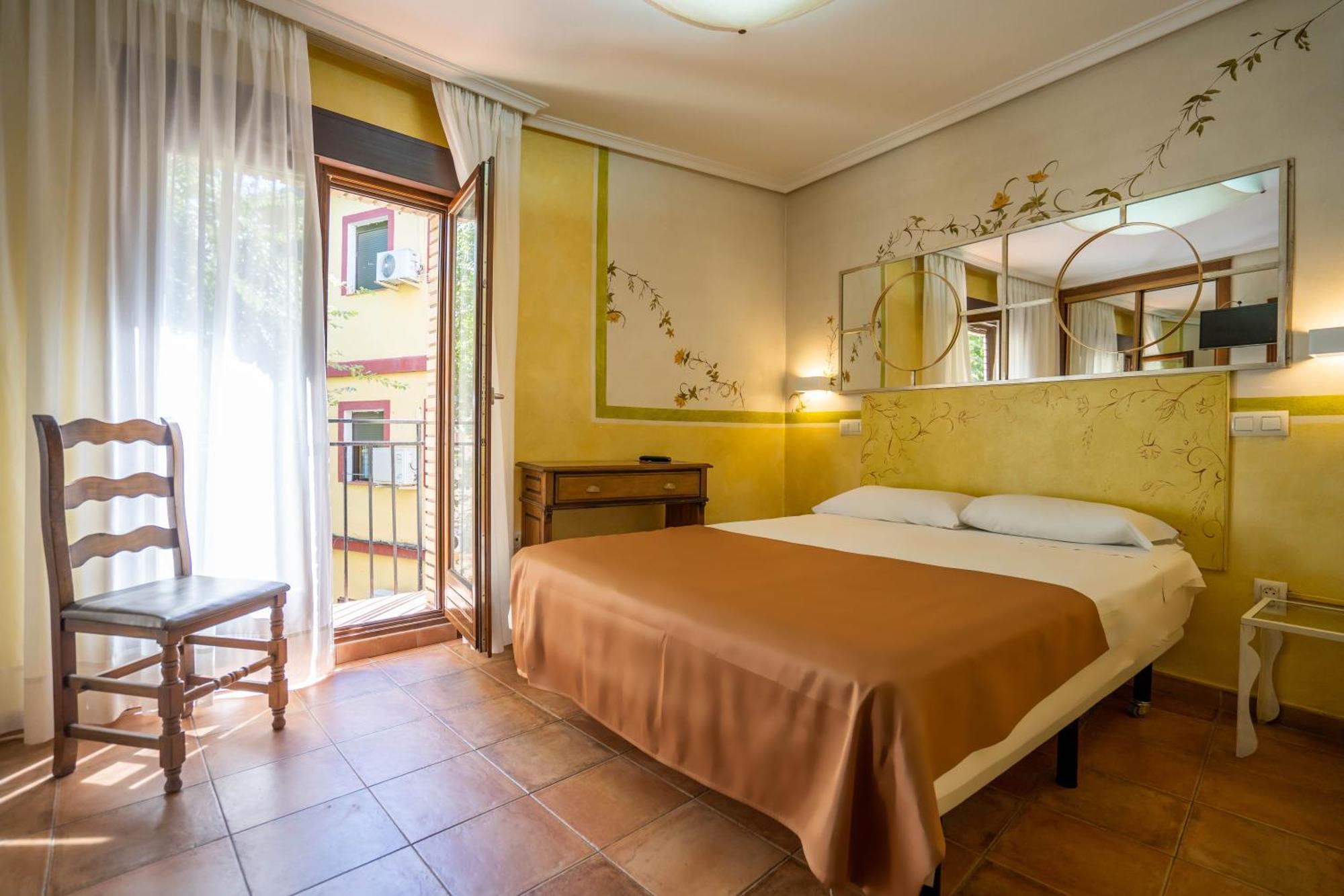 Yit Puerta Bisagra Hotel Toledo Exterior photo